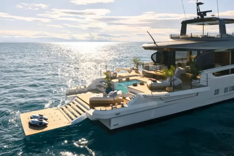 Azimut Redefines Open-Air Luxury with the Flagship Seadeck 9: An 85-Foot Masterclass in Sustainable Yachting Innovation