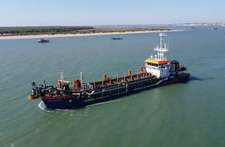 Navigating the Guadalquivir: Seville Port Authority Launches Strategic Dredging Campaign to Restore Critical Atlantic Access