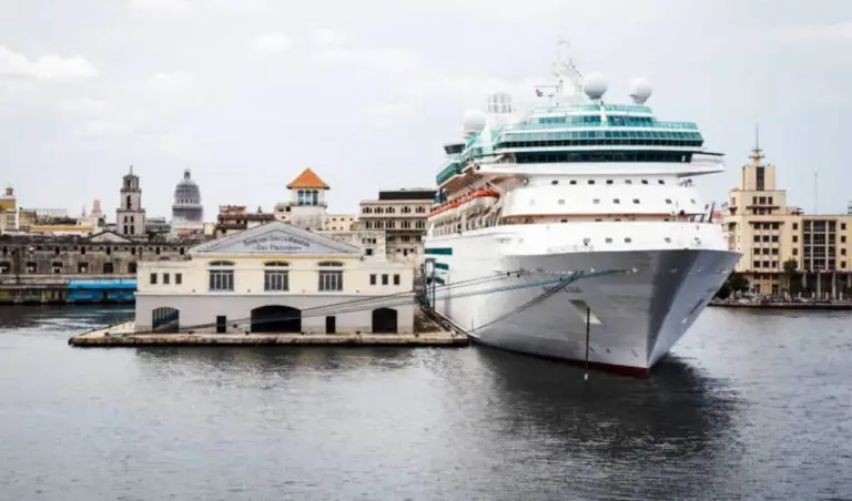 Stranded at the Border: The Five-Year Exile of a Cuban Cruise Ship Worker
