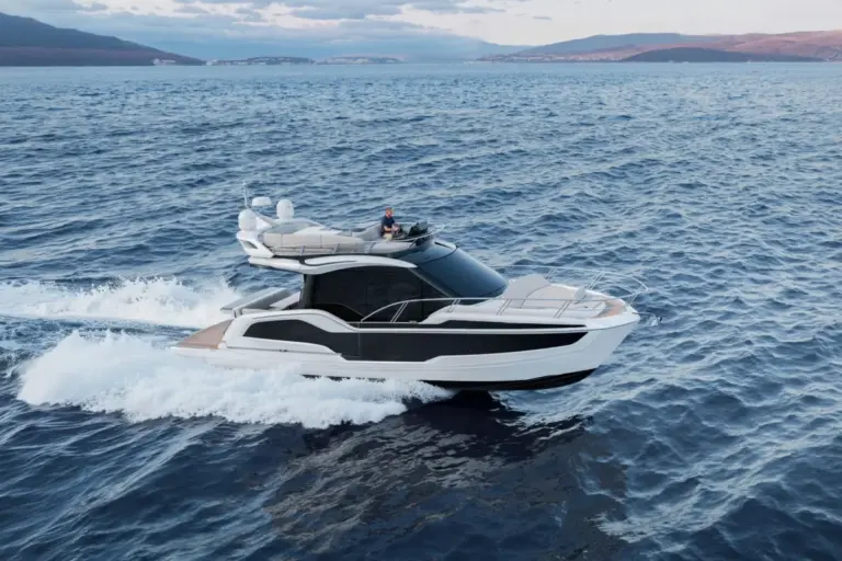 The Evolution of Compact Luxury: A Comprehensive Analysis of the Galeon 420 Fly