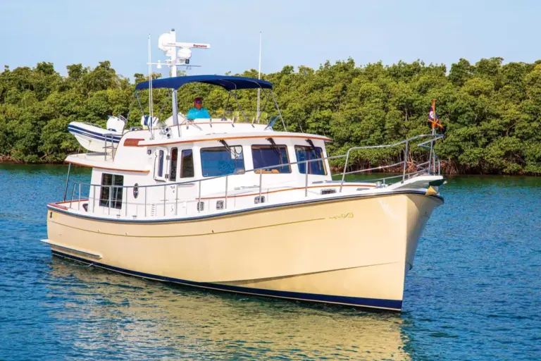 The Krogen Express 52: A Masterclass in Long-Range, Semi-Displacement Cruising