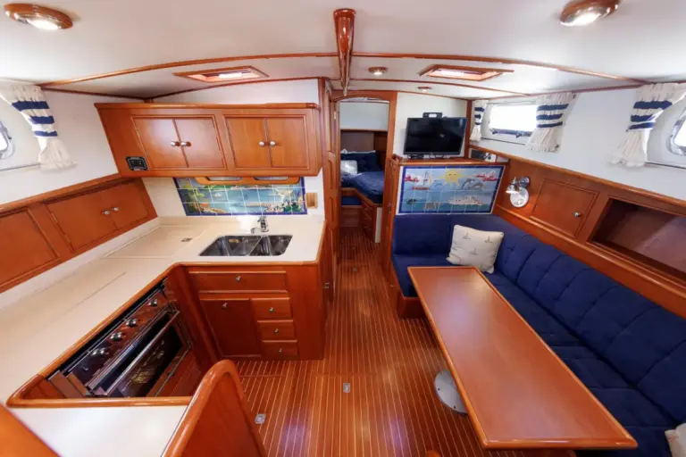 Timeless Downeast Elegance: A Comprehensive Appraisal of the 2002 Grand Banks 38 Eastbay HX “Respite”