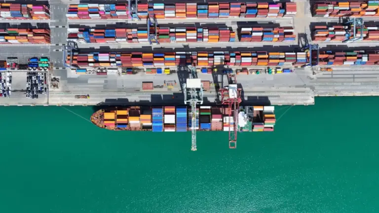 Valenciaport Achieves Dramatic Water Reduction: A Milestone in Port Sustainability