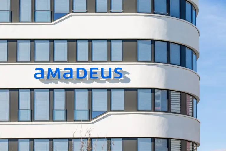Amadeus and Anthropic Forge New AI Frontier: Bringing Global Travel Infrastructure Directly to Claude