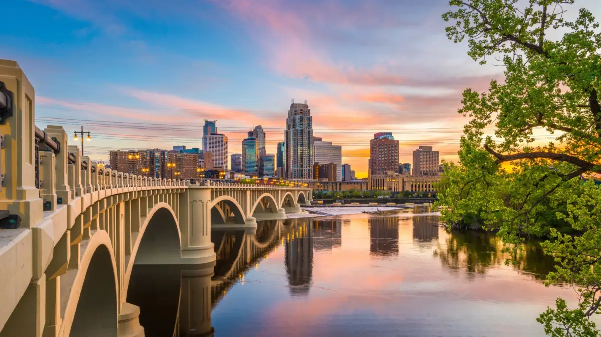 Beyond the City of Lakes: An Investigative Guide to the 10 Most Charming Towns and Small Cities Near Minneapolis