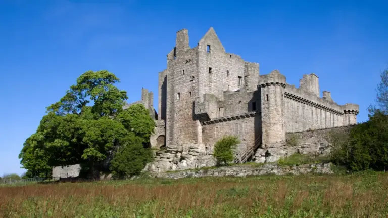 Beyond the Royal Mile: Unveiling the Medieval Resilience and Royal Intrigue of Craigmillar Castle