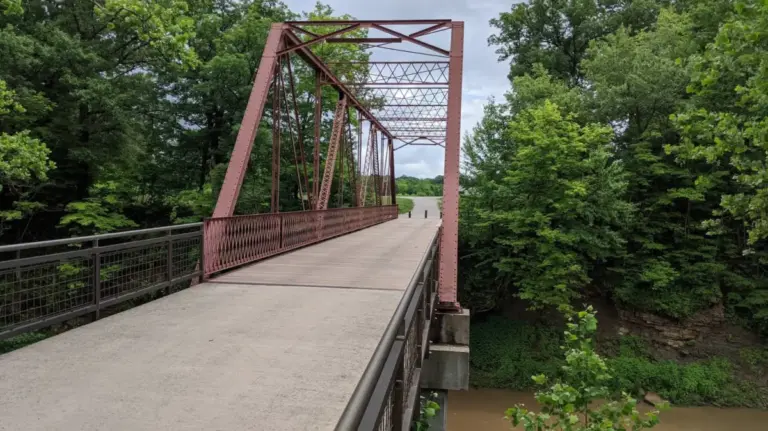 Beyond the Speedway: How McCloud Nature Park Offers a Serene Wilderness Escape Just West of Indianapolis
