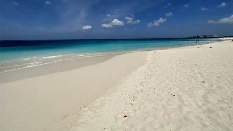 Beyond the Traditional Calendar: How Aruba and The Bahamas Are Redefining Fall Travel in the Caribbean