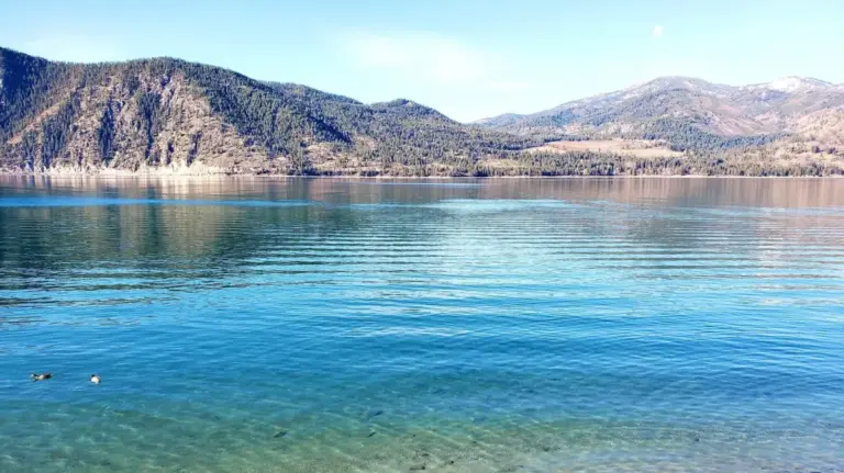 Crystal Waters and Glacial Splendor: Lake Chelan Crowned America’s Cleanest Lake for 2026