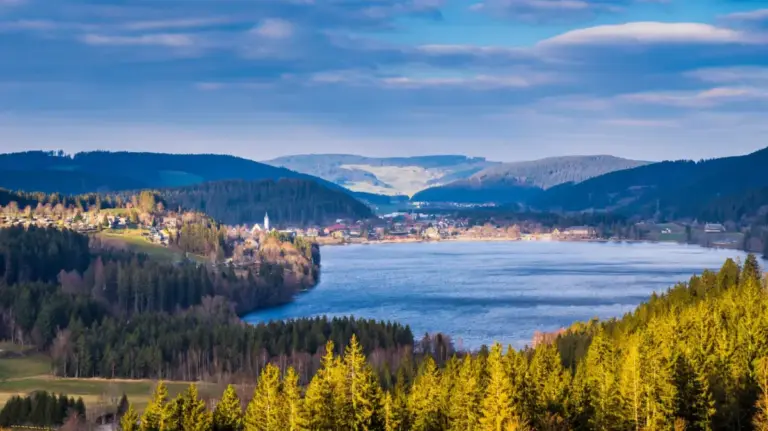 Discovering Lake Titisee: Germany’s High Black Forest Glacial Oasis of Wellness, Wilderness, and Tradition