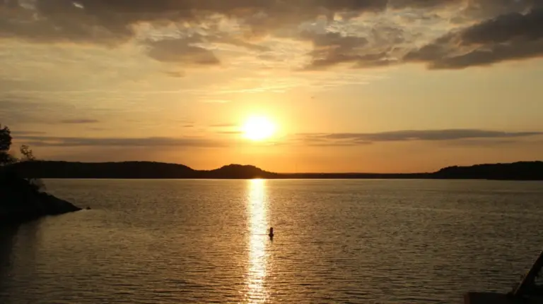 Discovering Oologah Lake: Oklahoma’s Hidden Waterfront Oasis Just North of Tulsa