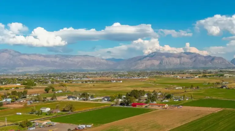 Escape the Concrete Jungle: Why West Haven, Utah, is America’s Best-Kept Secret for Autumn Family Getaways