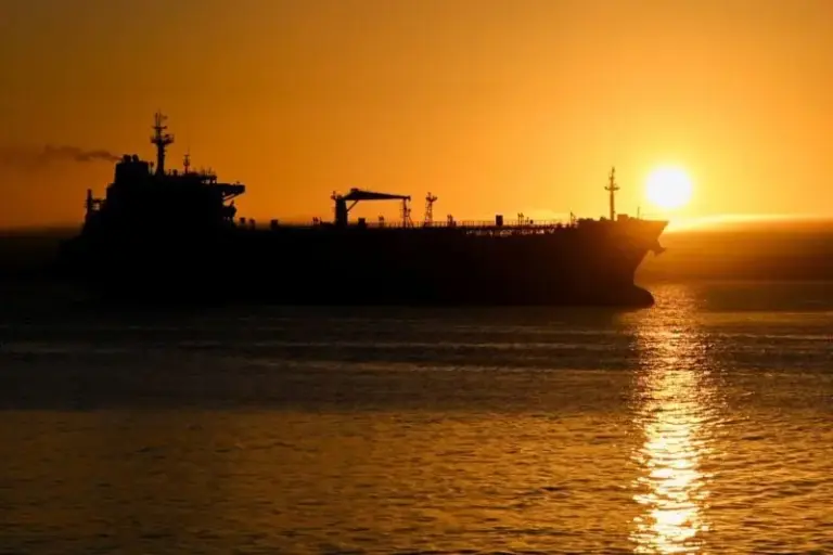 Red Sea and Gulf of Oman in Flames: Tanker Rates Hit Record Highs as U.S.-Iran Maritime Conflict Escalates