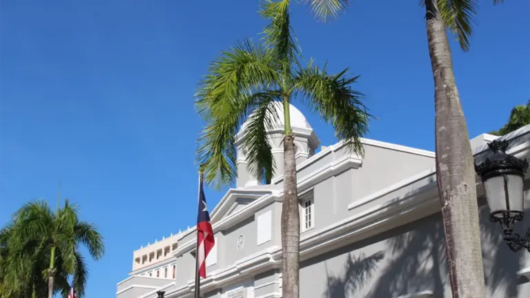 San Juan’s Aviation Slump Deepens: Luis Muñoz Marín International Airport Faces Continued Traffic Declines in 2024