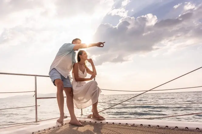 Securing the Ultimate Voyage: Navigating the Complexities of Superyacht Charter Insurance and Risk Mitigation