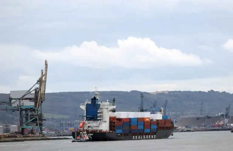 The Arctic Corridor: Landmark Arrival of Chinese Container Ship in Britain Signals New Era for Global Trade Amid Geopolitical Volatility