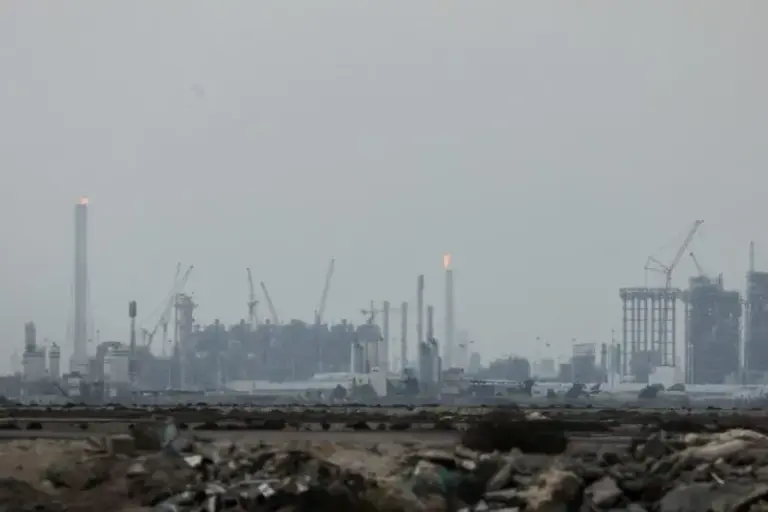 The Battle for the Strait of Hormuz: Doha Rejects US Claims of the Waterway’s Impending Obsolescence