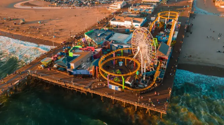 The Pacific Promenade: An Authoritative Survey of the West Coast’s Nine Defining Boardwalks and Piers