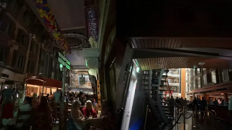 Voyage Interrupted: Royal Caribbean’s Adventure of the Seas Suffers Brief Shipwide Power Outage in the Caribbean