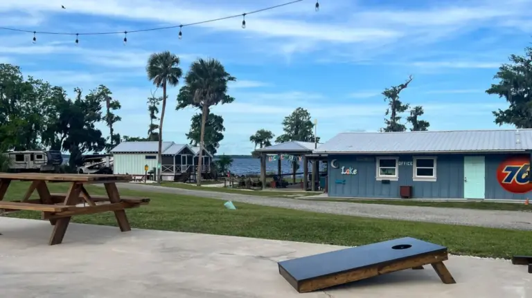 The Ultimate Lakeside Escape: How Crescent Fish Camp Redefines Florida’s Outdoor Hospitality